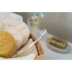 OrganiCare Toothbrush (yellow) OrganiCare Toothbrush (yellow)